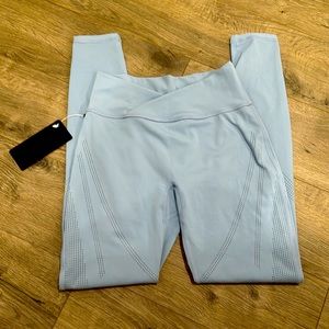 NWT Alphalete leggings 💙